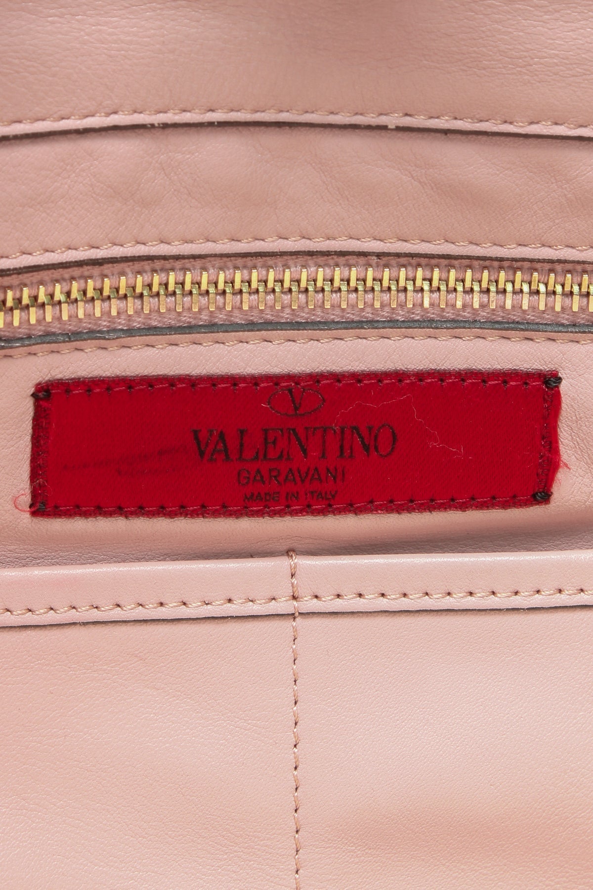 rockstud medium trapeze tote bag blush pink rockstud medium trapeze tote bag blush pink